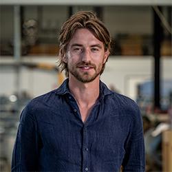Foto van / voor bij de quote van Rutger